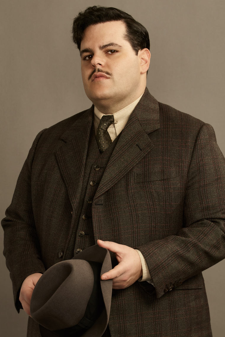 Jordon_Nuttall_Josh_Gad